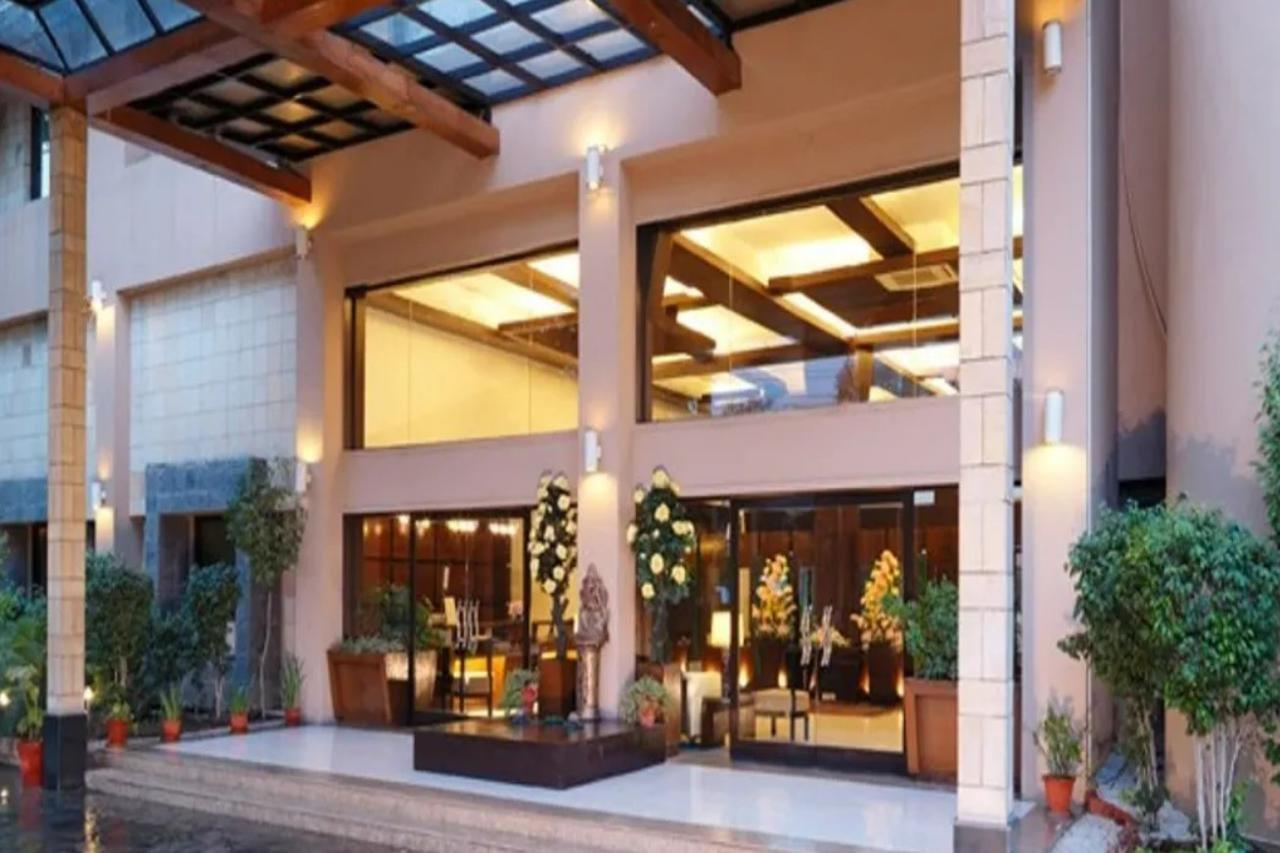 Jukaso It Suites Gurgaon Exterior foto