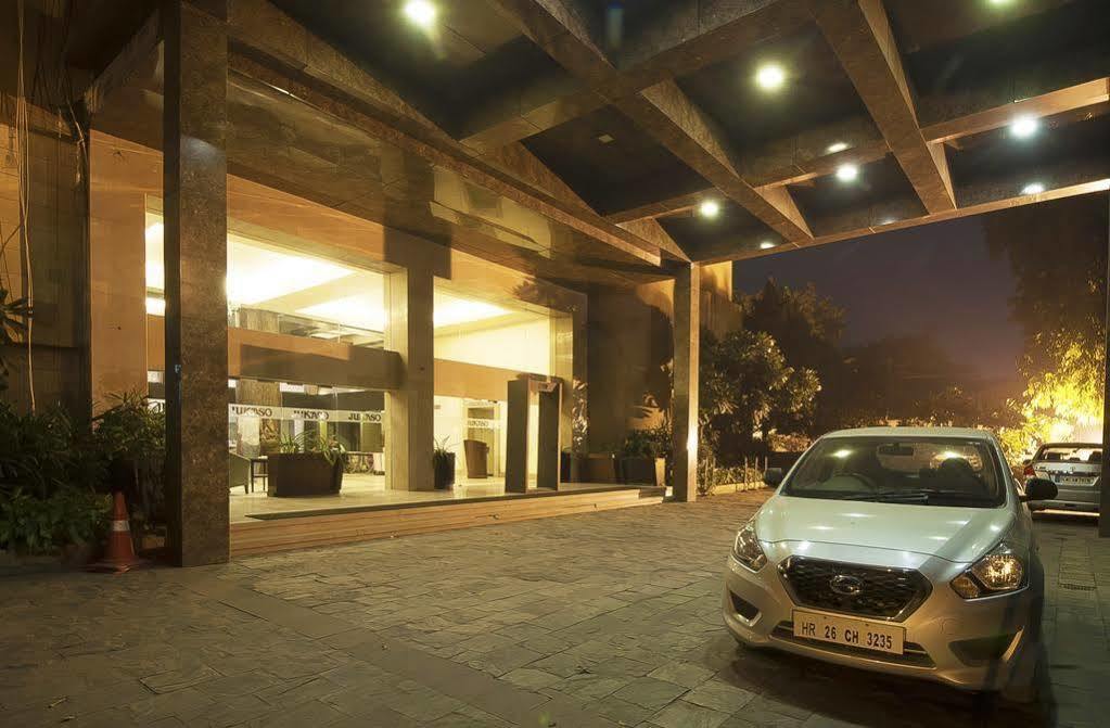 Jukaso It Suites Gurgaon Exterior foto